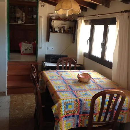 Casa Del Caminero En *
