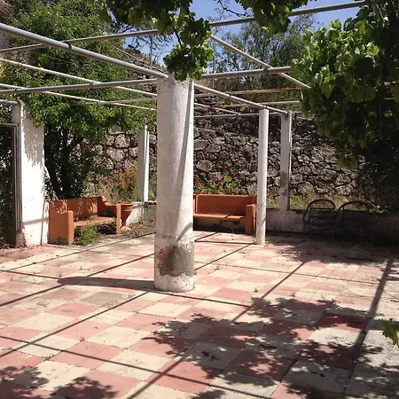 Casa Del Caminero En * Tejeda (Gran Canaria)